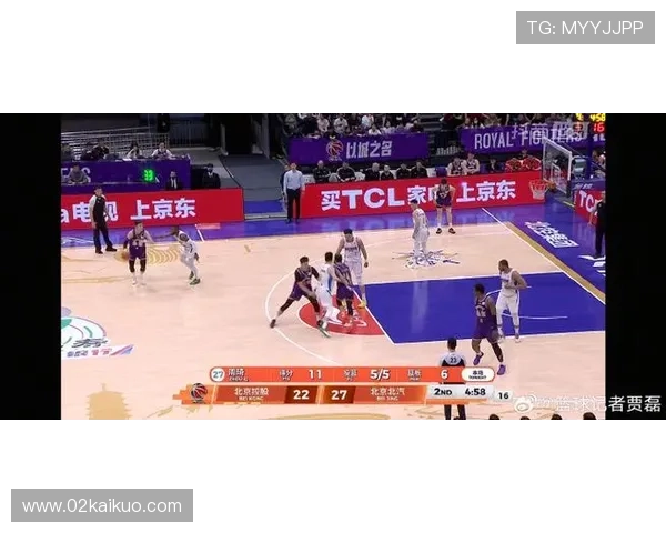 北京半场翻盘广东周琦制霸内线